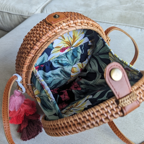 Round Rattan Crossbody - Picture 2 of 4